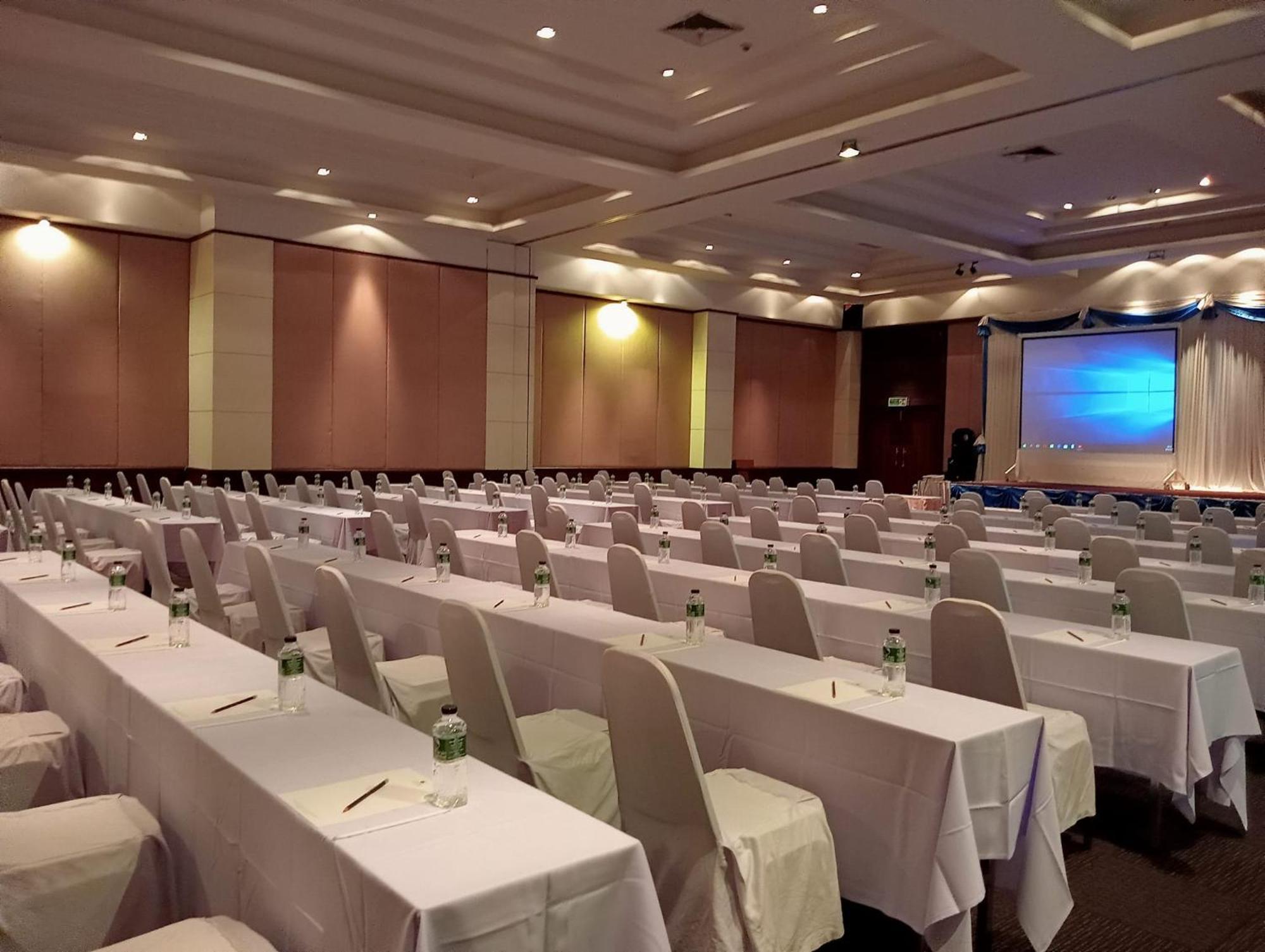 โรงแรม ซิตี้พาร์ค โคราช City Park Hotel Nakhonratchasima Dış mekan fotoğraf